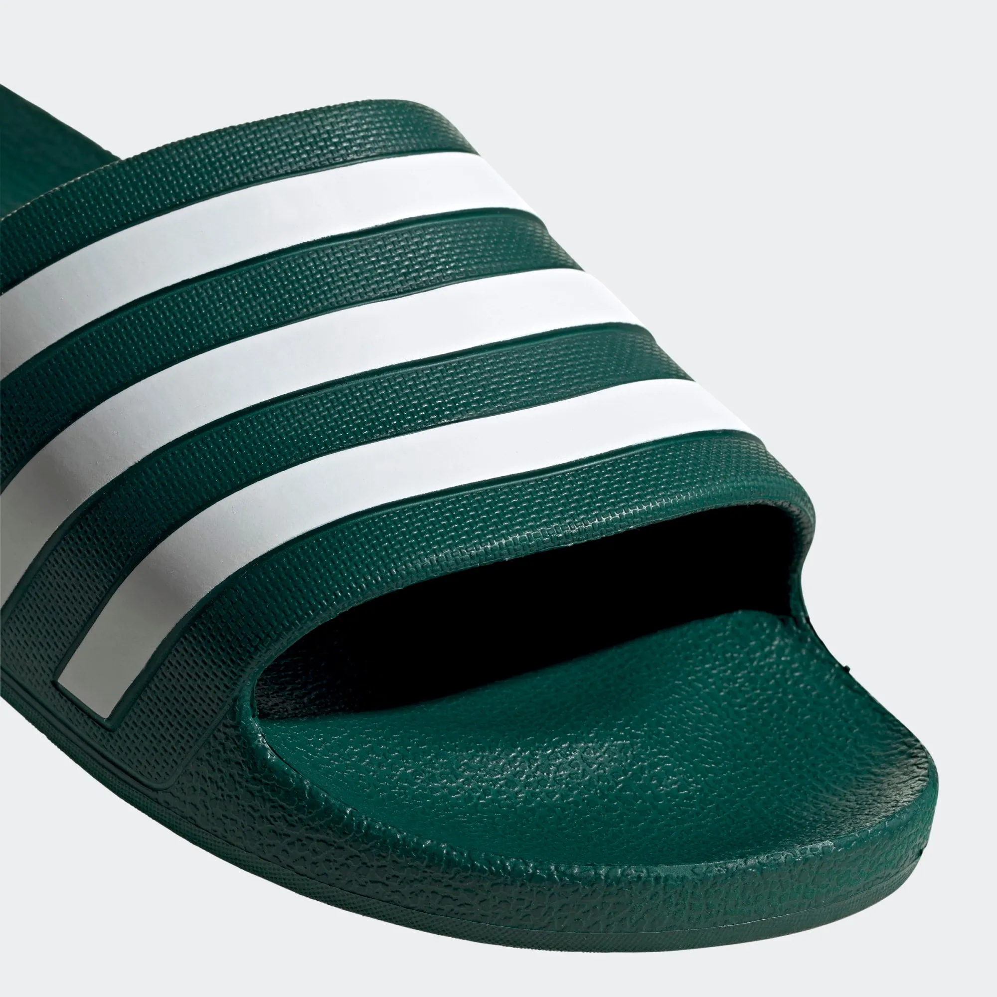 ADILETTE AQUA SLIDES Collegiate Green / Cloud White / Collegiate Green-Eg4159