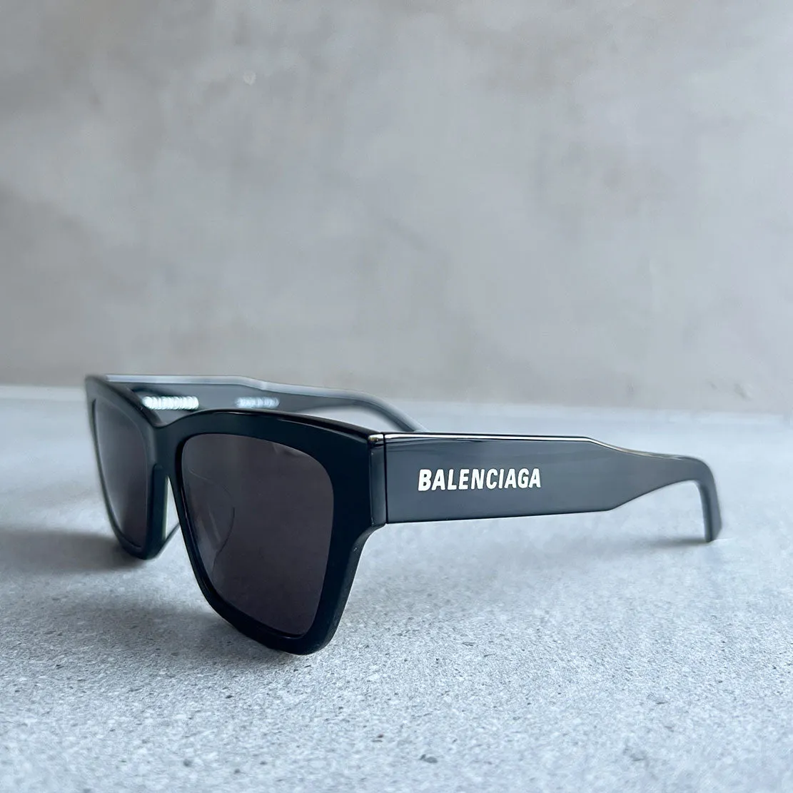 Balenciaga BB0307SA , Black