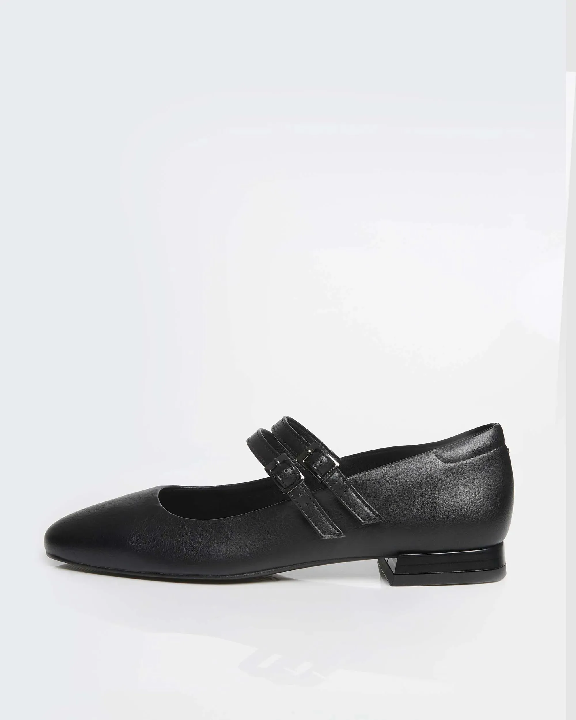 Blackberry Mary Jane Pumps black pumps made of grape-based vegan leather