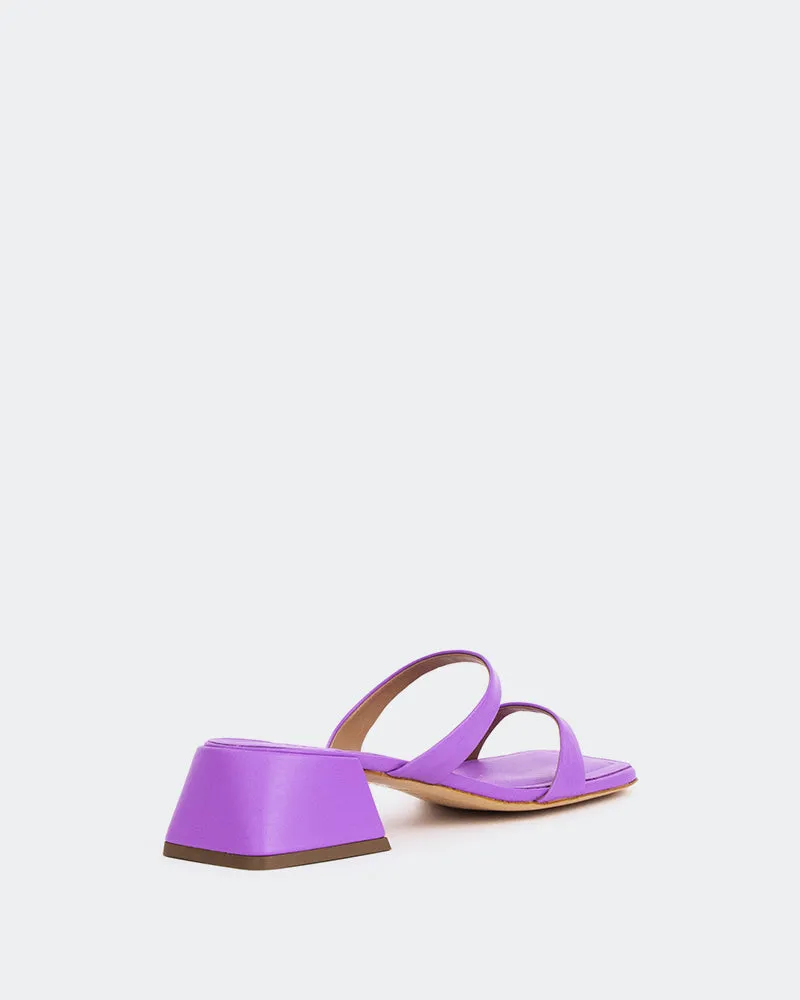 Centro, Purple Leather/Cuir Violet