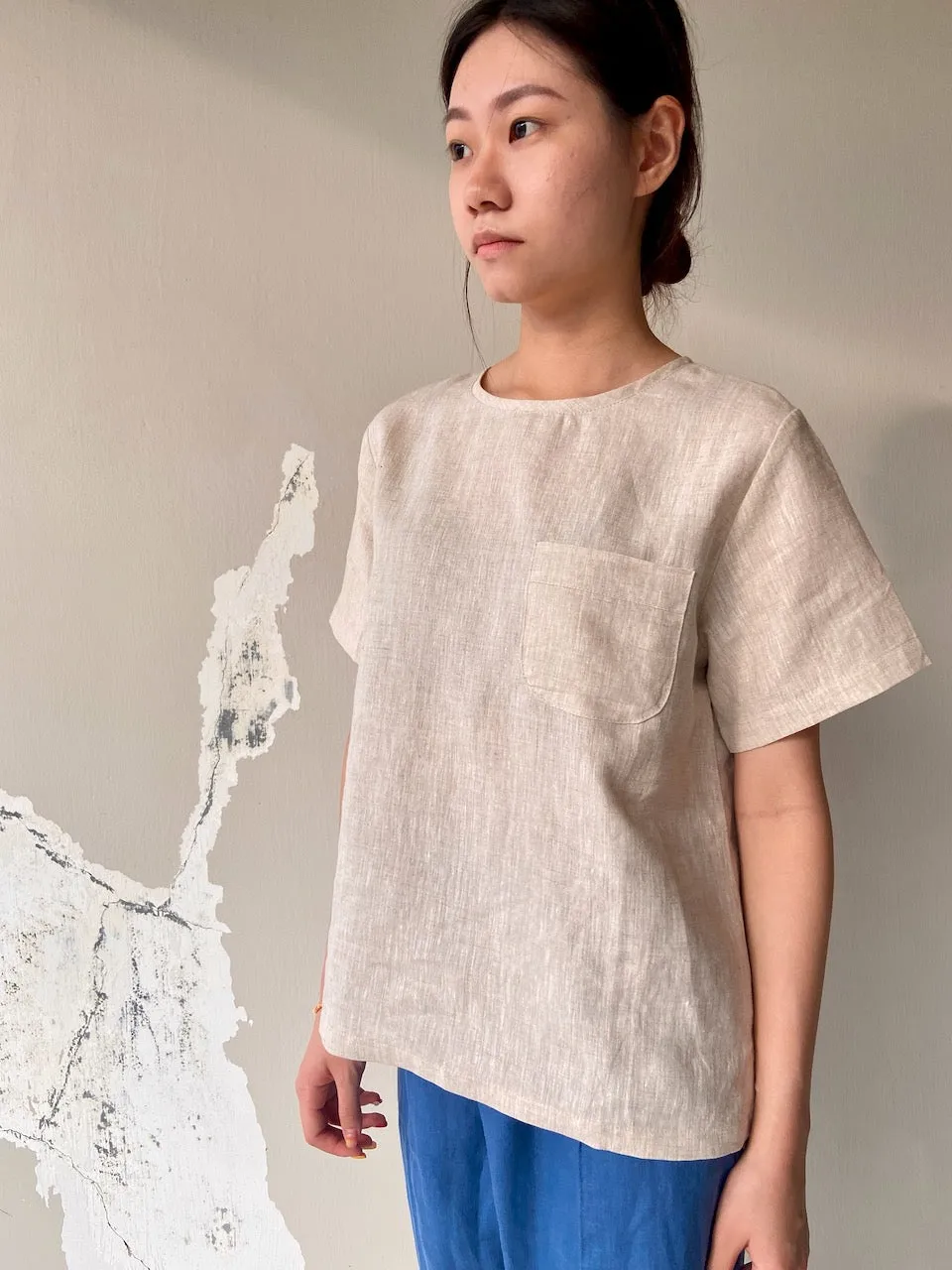 Linen Short Sleeve Top with Pocket in Natural