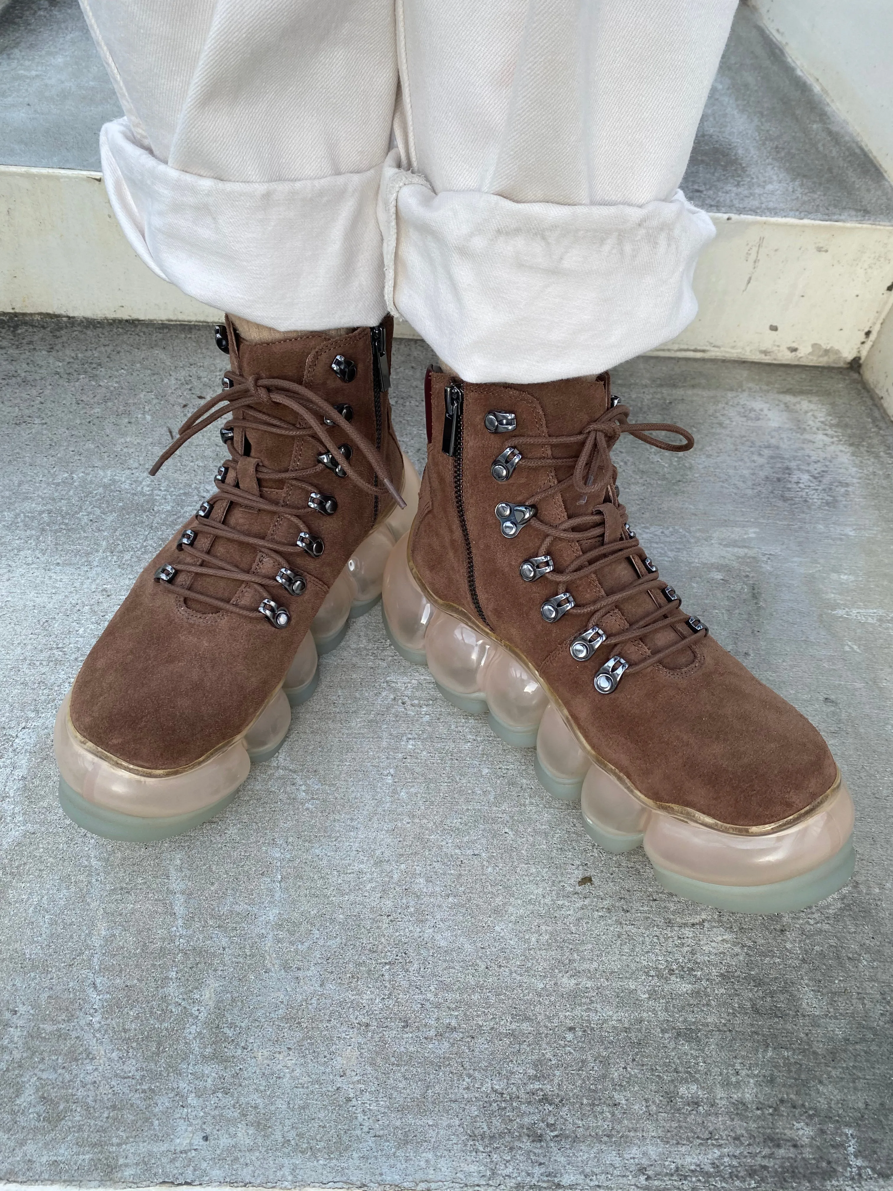 New “Jewelry” Mountain Boots / Brown