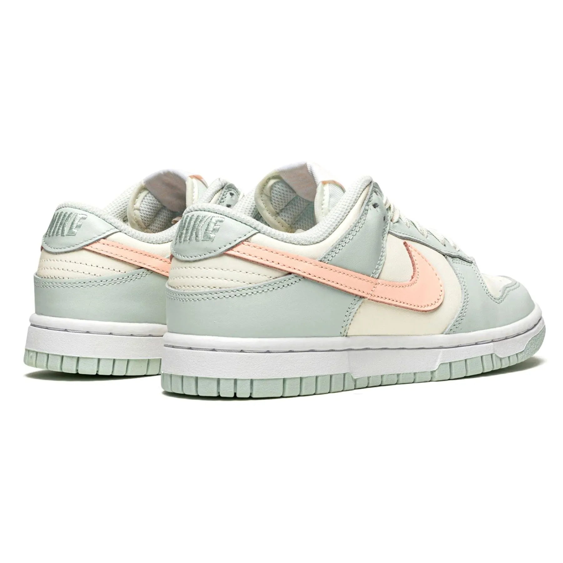 Nike Dunk Low Wmns 'Barely Green'